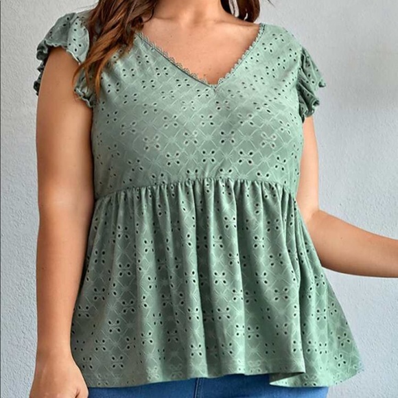 Plus Size Lace Eyelet Embroidered Back bow Top Blouse Shirt - Picture 12 of 14